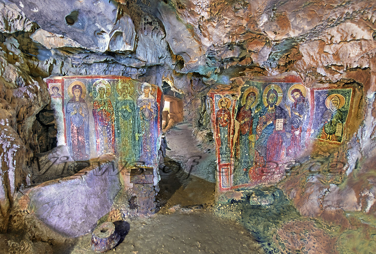 Kythira Κύθηρα. Το σπήλαιο της Αγίας Σοφίας στον Μυλοπόταμο