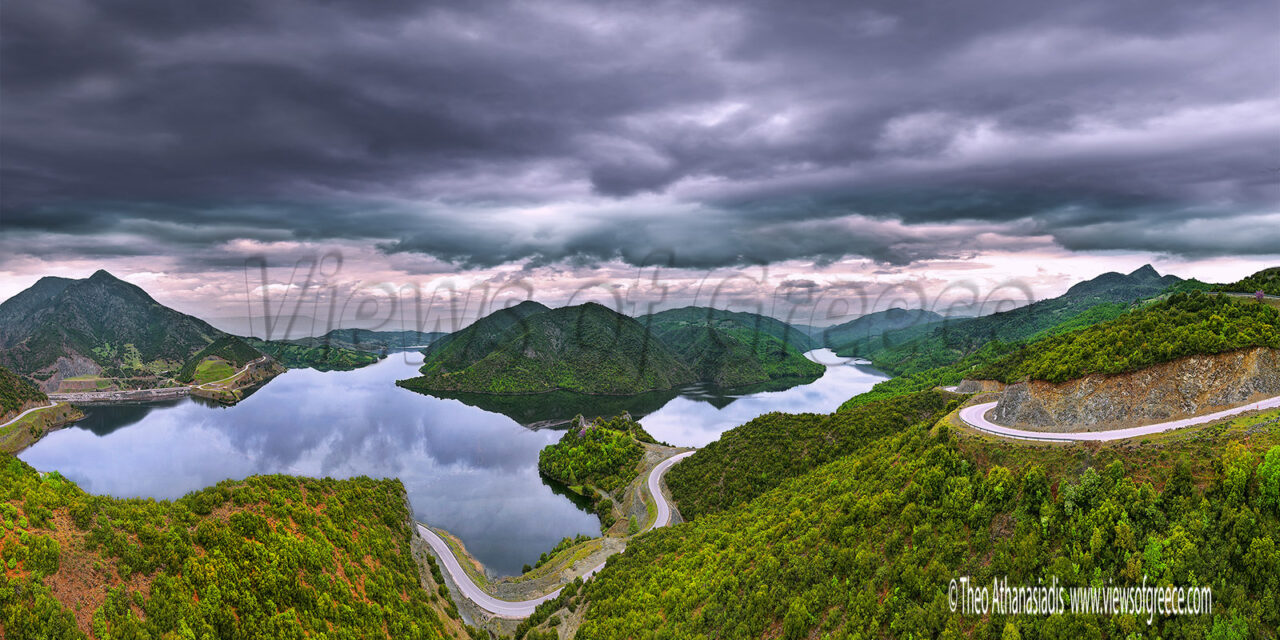 Λίμνη Σμοκόβου & Ρεντίνα, στον ίσκιο των κορφών
